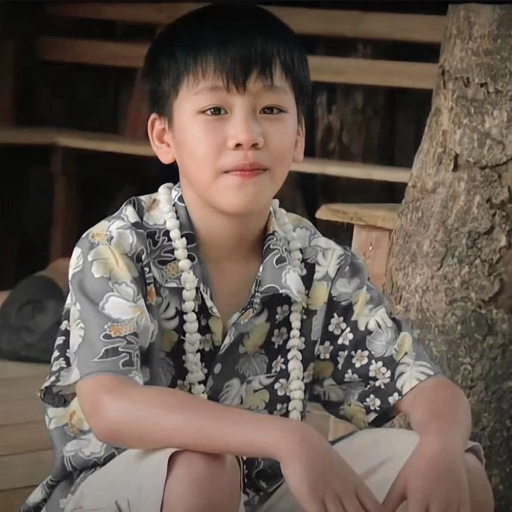 thecutietera's tweet photo. พี่วอร์ปอสี่                              น้องโฟ้ดพึ่งอุแว้ https://t.co/5Ty8BDCPRA