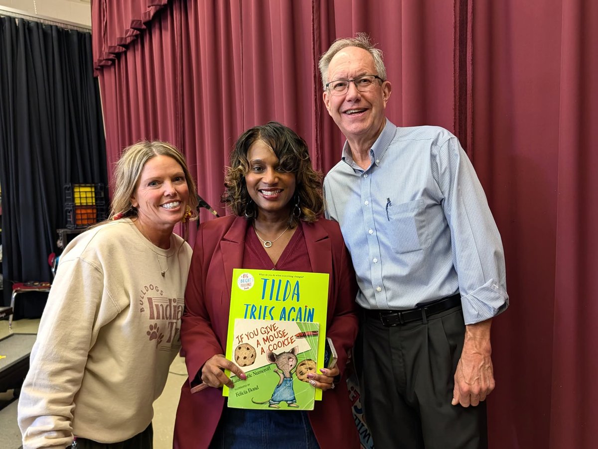 SMFSchools tweet media