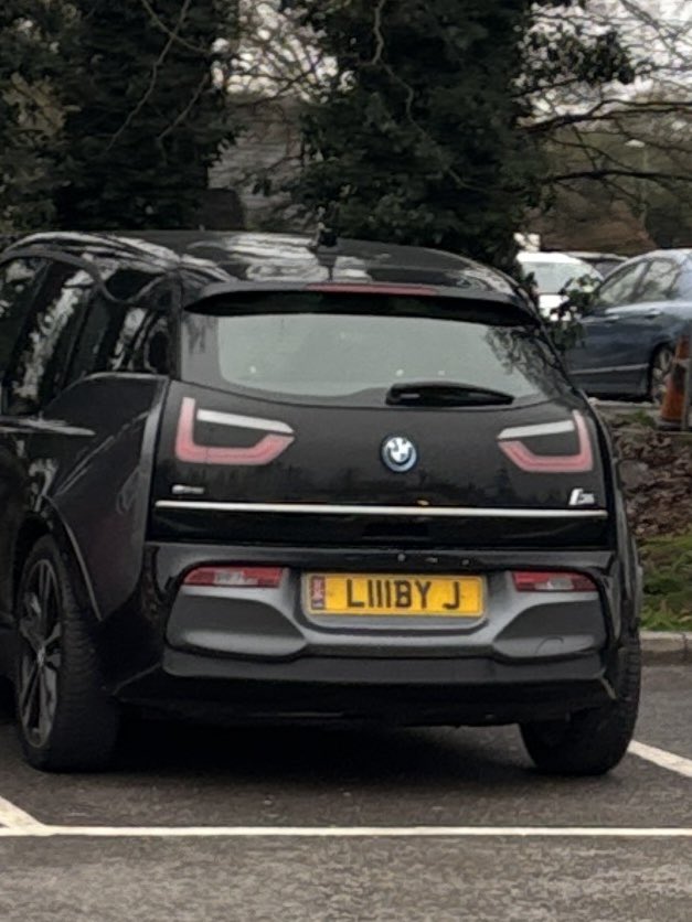 Road User tweet media