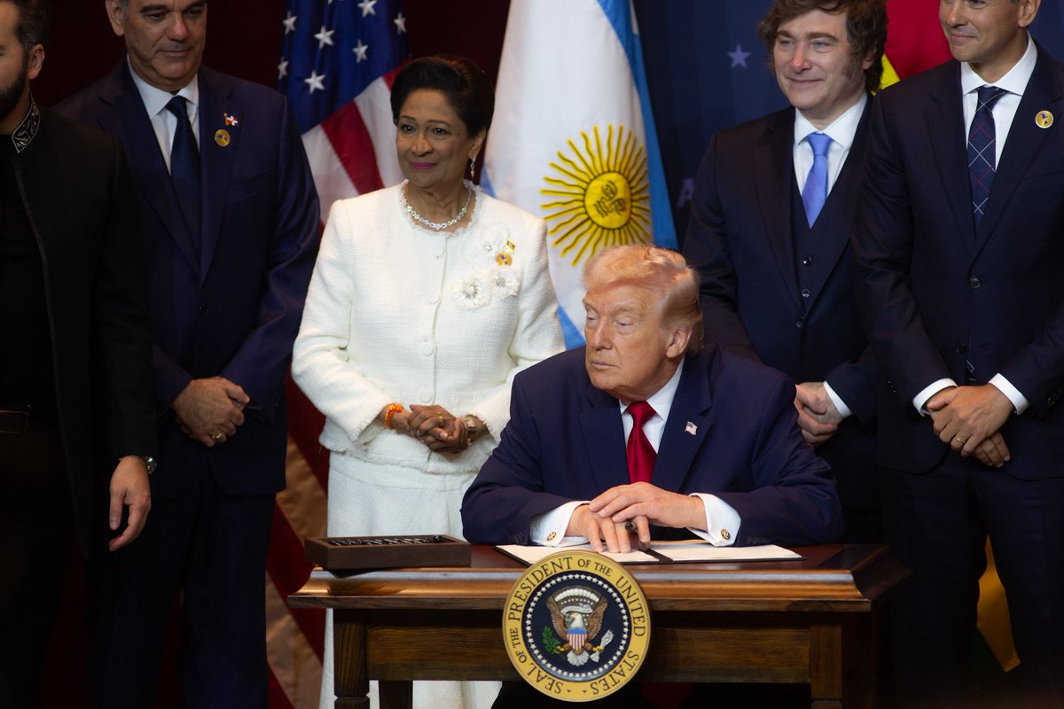 Kamla Persad-Bissessar tweet media