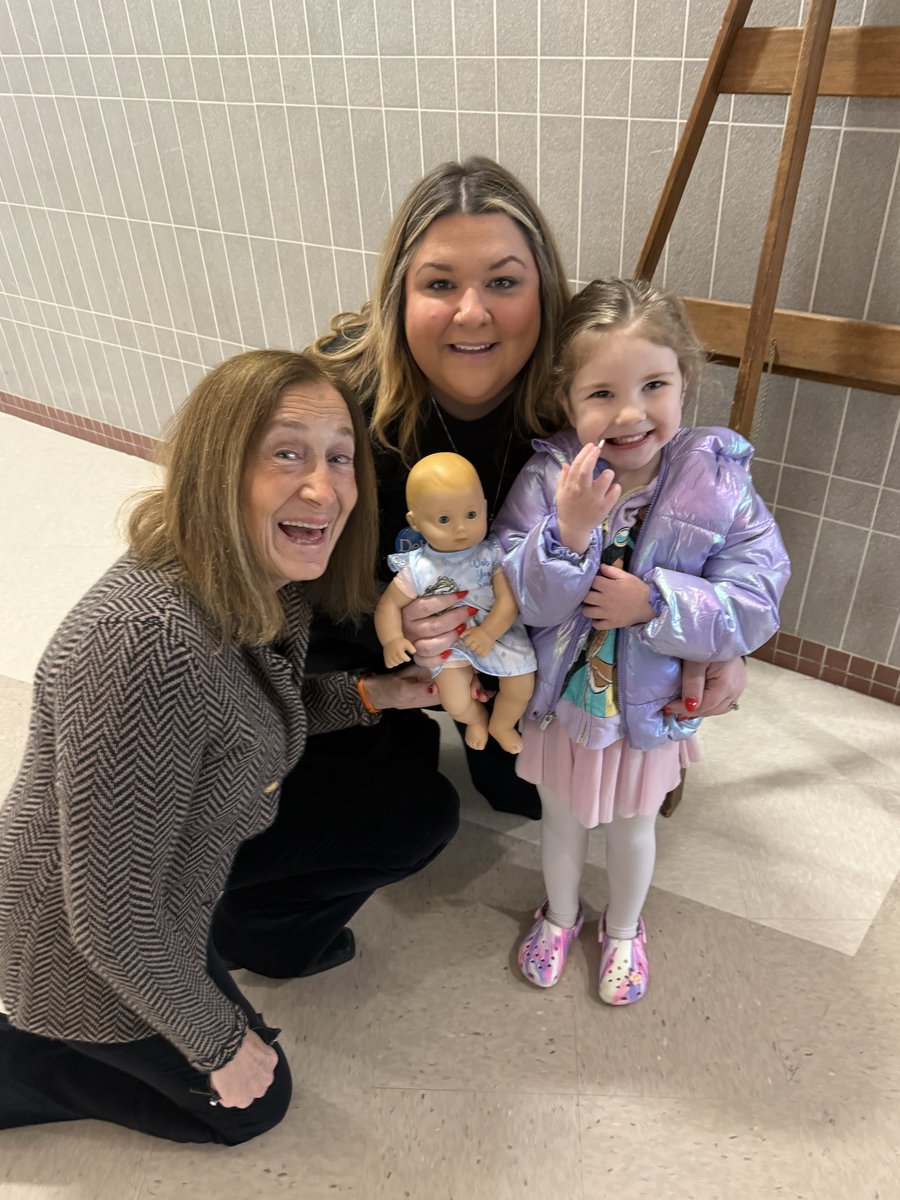 Deb Goldberg tweet media