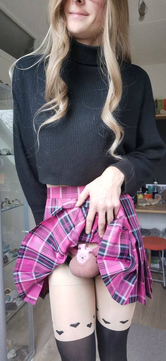 My daily wear 🥰

#chastity
#femboy
#crossdresser