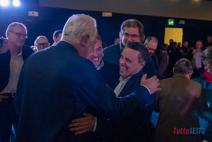 VIDEO – <a href="/EugenioGiani/">Eugenio Giani</a>  incorona Sforzi e detta i punti programmatici del Pd #SestoFiorentino
tuttosesto.net/video-giani-in…