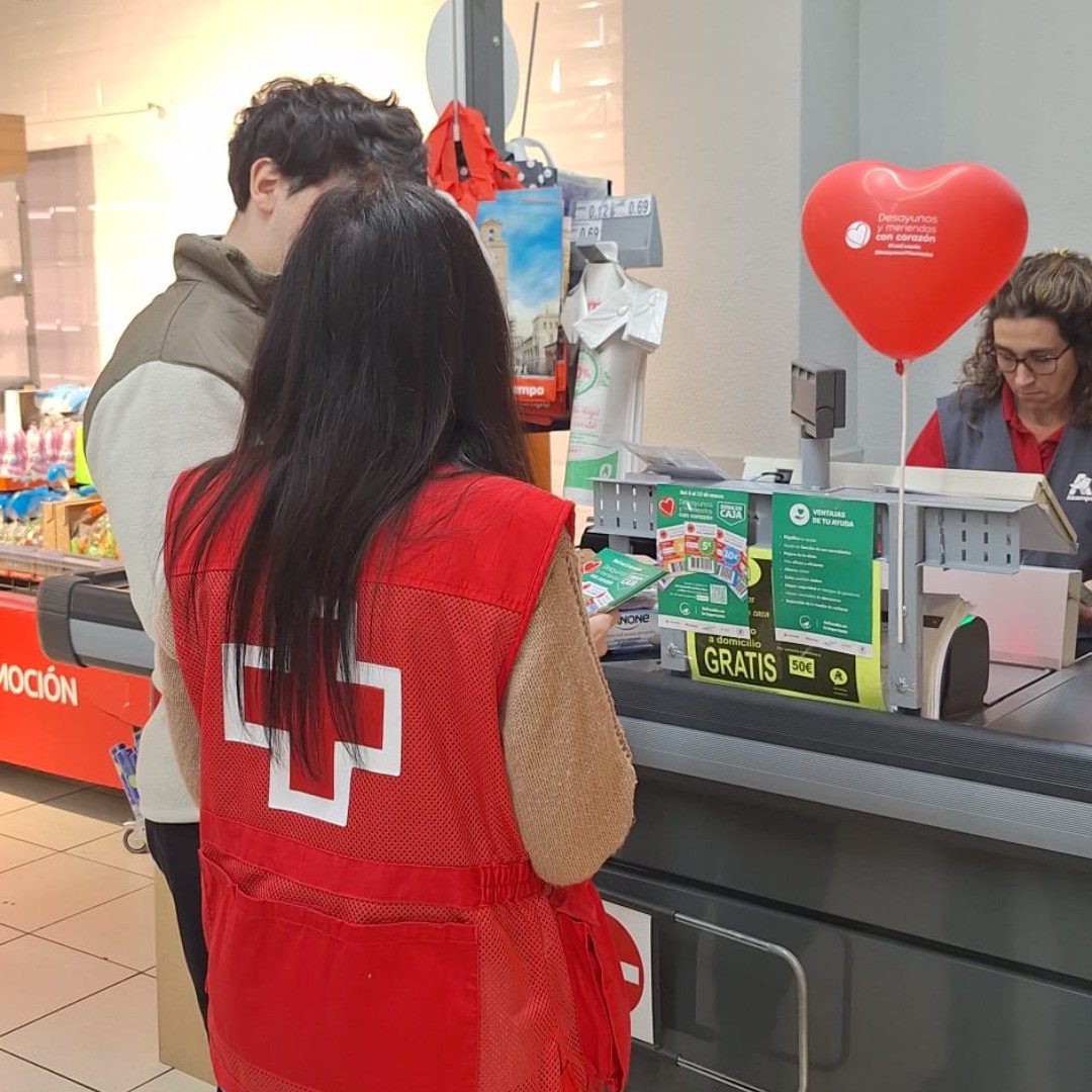 Cruz Roja en Valladolid tweet media