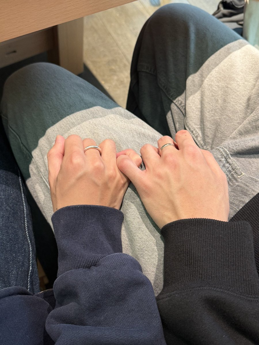 超级小閃 tweet media