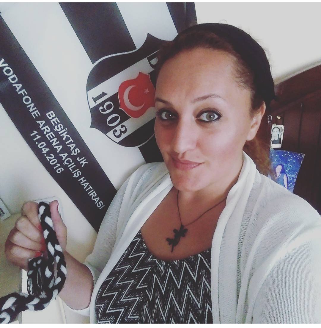lkrkl's tweet photo. Tarafım tabi ki belli #beşiktaş #beşiktaşınmaçıvar #siyahbeyaz https://t.co/5hh77NhChN