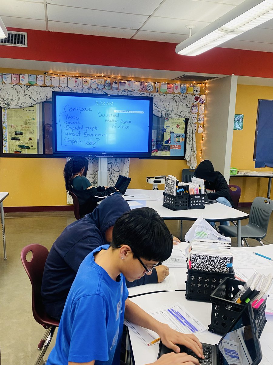 CHMSPumaPride's tweet photo. Pumas are locked in, and ready @CHMSPumaPride @ELPASO_ISD @EPISDAcademics Saturday morning vibes! @episdsuper  @EPPattyC #PurposePassionPride #ItStartsWithUs💫❤️🐾💙💪🏻 https://t.co/nxSTwnRB5F