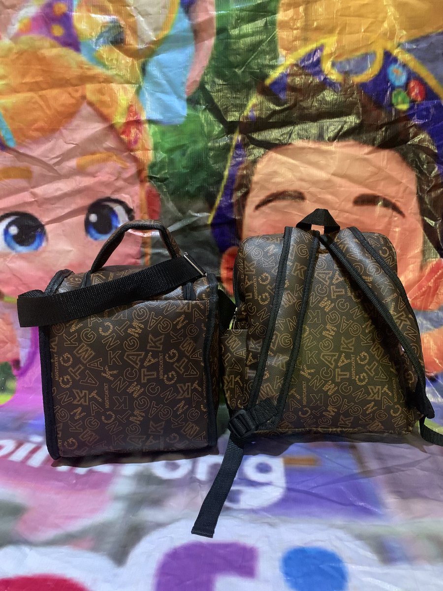 trinplekbag's tweet photo. Beautiful and durable school bag with matching lunch box 🎒💖
Comfortable straps, strong zip, and perfect size for your little one.
Available now — DM to order!

#trinplekbags #SchoolBag #KidsLunchBox #BackToSchool #PrincessBag #BagMaker #HandmadeBags #KidsStyle https://t.co/ibXkje6EJM