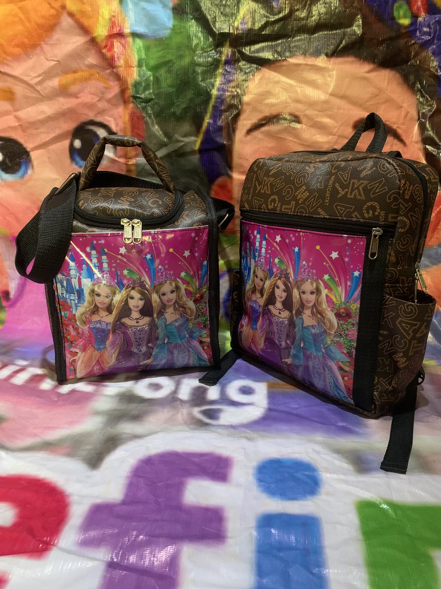 trinplekbag's tweet photo. Beautiful and durable school bag with matching lunch box 🎒💖
Comfortable straps, strong zip, and perfect size for your little one.
Available now — DM to order!

#trinplekbags #SchoolBag #KidsLunchBox #BackToSchool #PrincessBag #BagMaker #HandmadeBags #KidsStyle https://t.co/ibXkje6EJM
