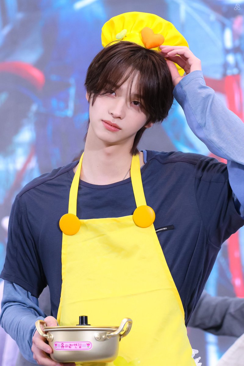 260307 이즈위 상해 HQ

어서옵숑.ᐟ

#신유 #shinyu #투어스 #tws