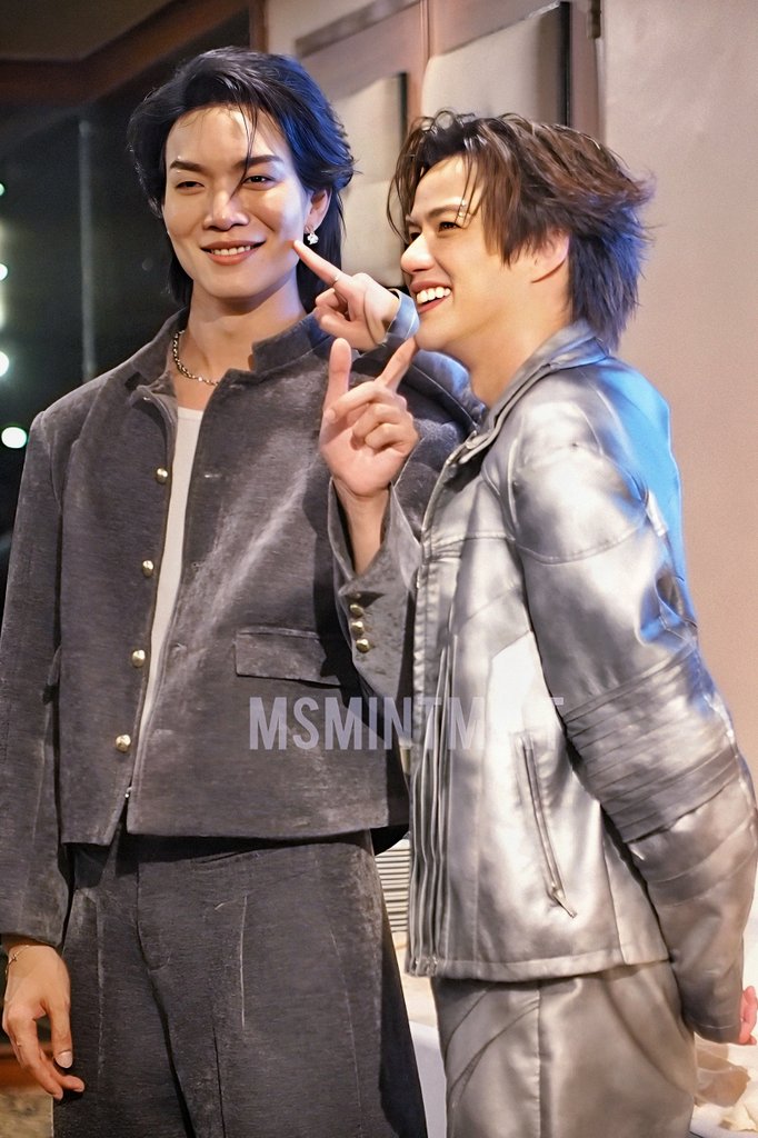 เท้าแตะแปดริ้วละนะ พร้อมนอน 🥱
@. Yong_yutt  @. oat_psk