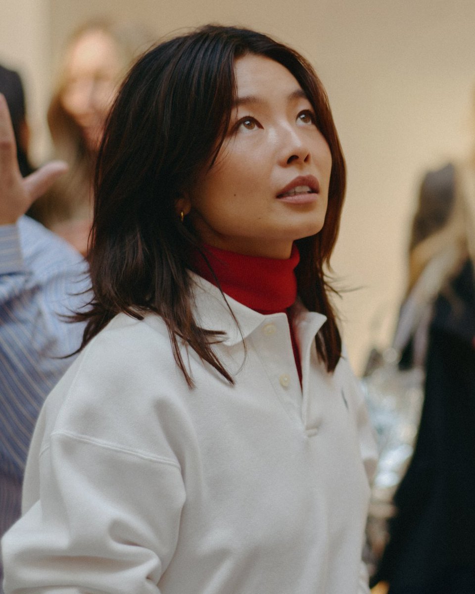 RalphLauren's tweet photo. For an afternoon in Paris, guests including #MaggieRogers, #IrisLaw, #YanYanChan, and #CarolineDaur join Polo Ralph Lauren for the Fall 2026 women’s presentation.
#ParisFashionWeek #PFW #PoloRLStyle https://t.co/L48x7WMxpR