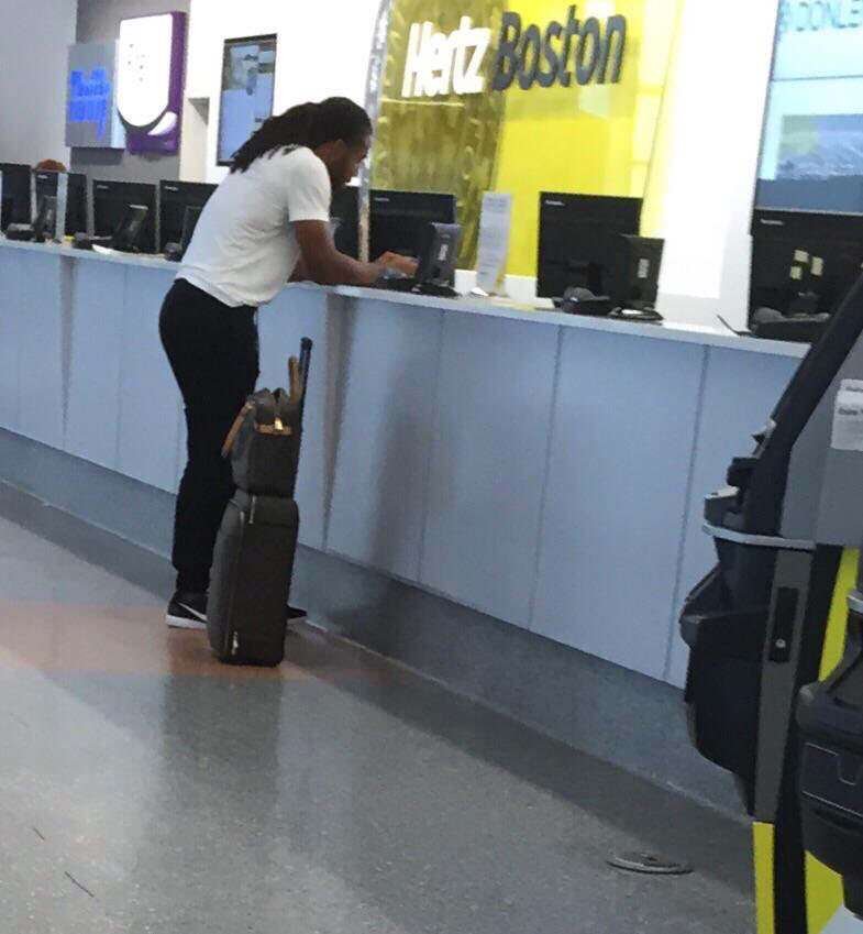 AJ Brown, Alec Pierce, Tyreek Hill, Justin Jefferson and Brian Thomas Jr all spotted at Logan Airport this morning 👀