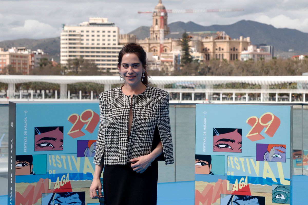 El equipo de #9lunas llegó al <a href="/festivalmalaga/">Festival de Málaga</a> ✨✨✨ Esta noche, presentarán la película en Sección Oficial fuera de concurso 🎬