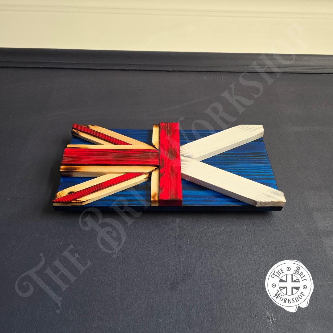 TheBritWorkshop's tweet photo. New in store, Half British Half Scottish 3D wooden flags, for those who are proud to be British and Scottish 🇬🇧🏴󠁧󠁢󠁳󠁣󠁴󠁿 https://t.co/BGvmyodQsH
