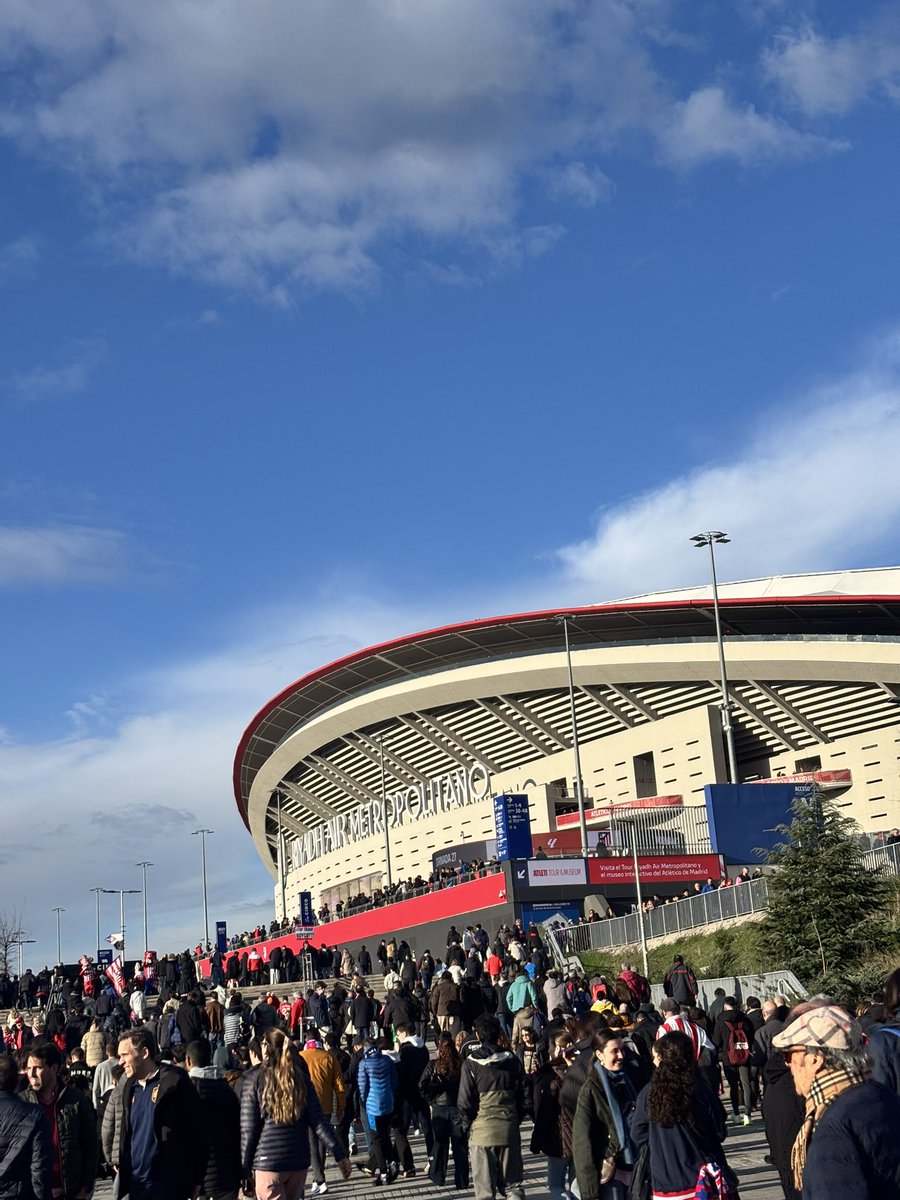 Emerrede ✨ tweet media