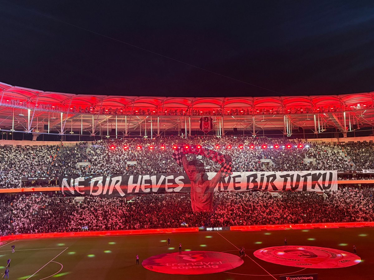 no context beşiktaş (@nocontextjk) on Twitter photo 