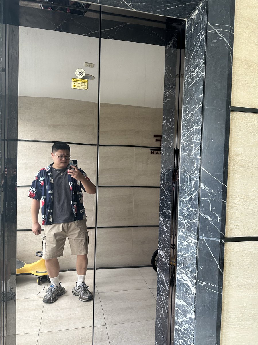 发呆呆呆 tweet media