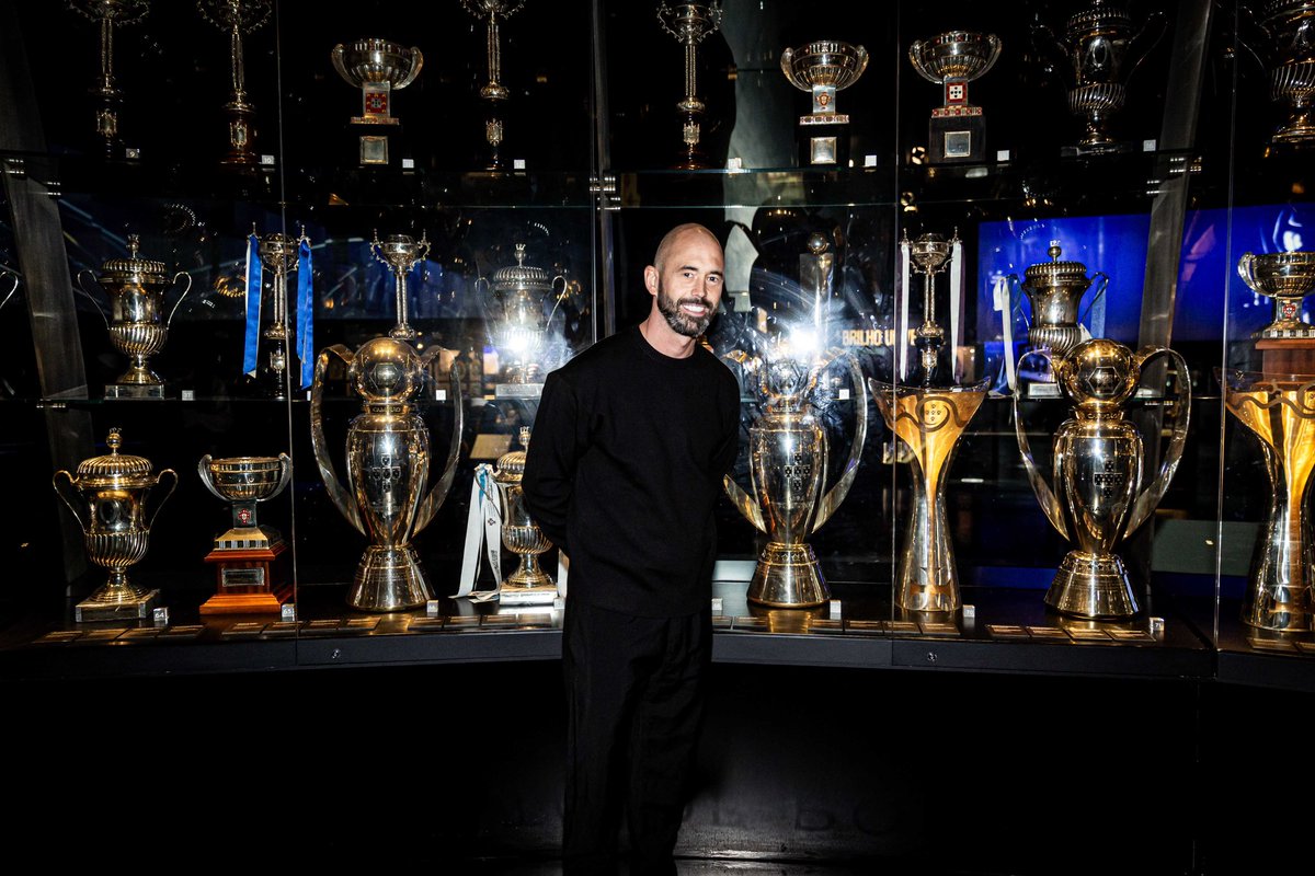 Steven Defour tweet media