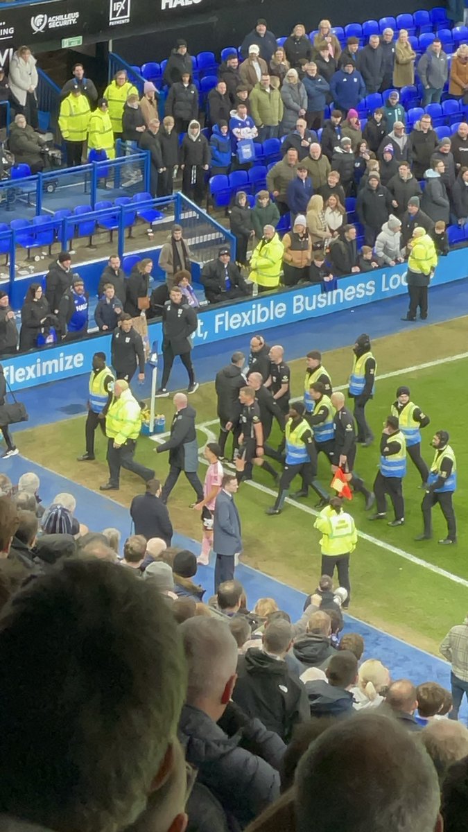 Ben Probes tweet media