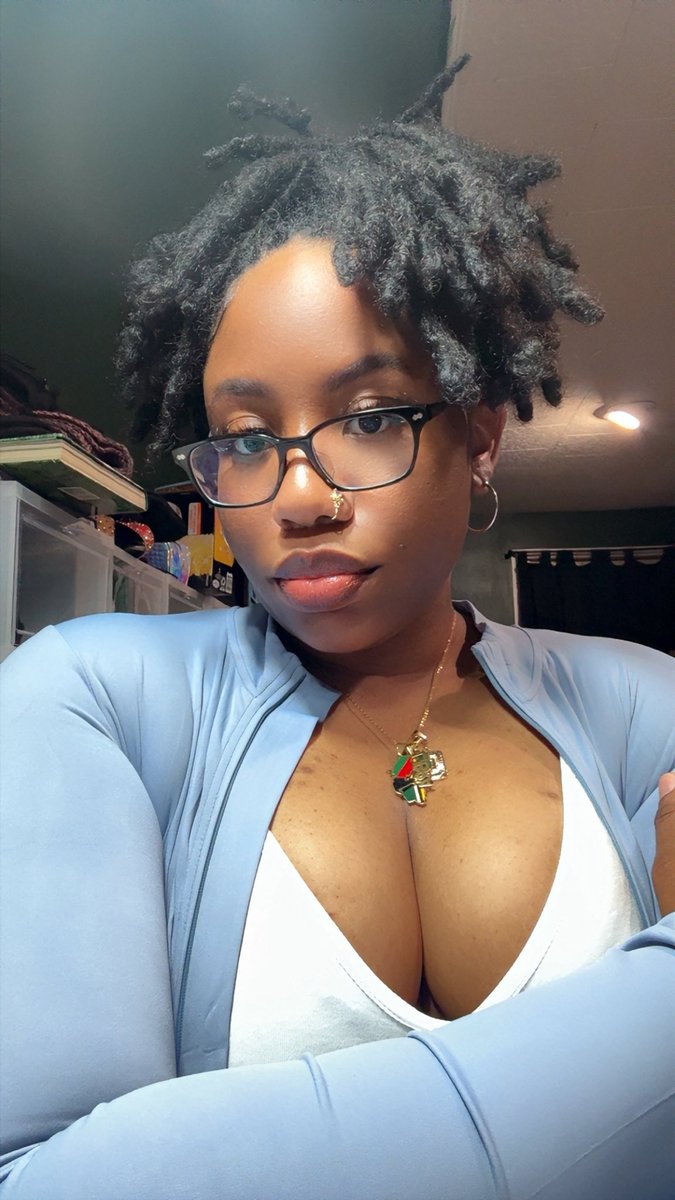 🇩🇲 Brii 🇲🇶 tweet media