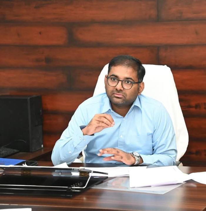 Collector Peddapalli tweet media