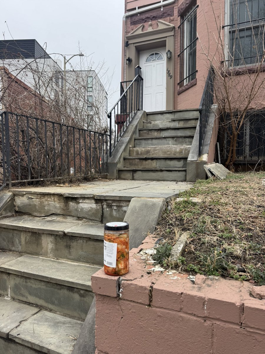 Izzi Levy tweet media