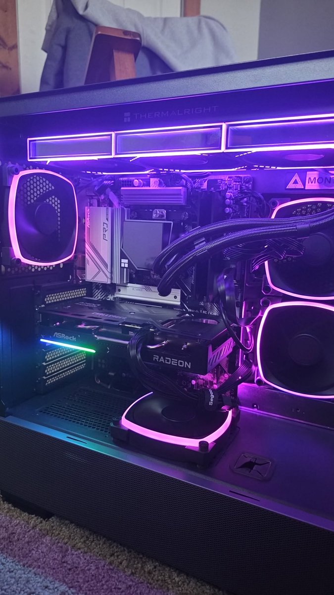 Tech In Town tweet media