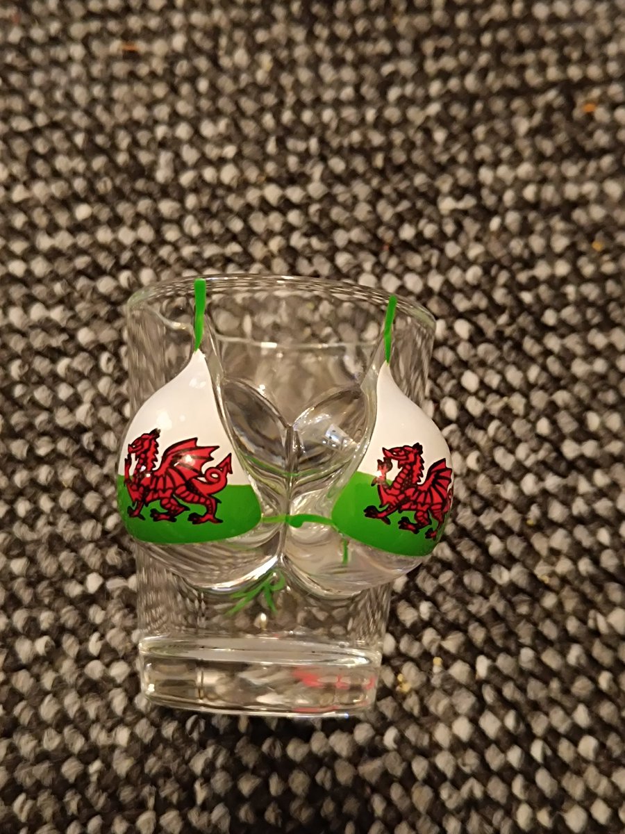 Todd Tolansky tweet media