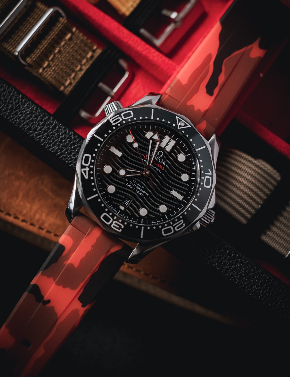 wisstraps's tweet photo. Bold where it counts.
The Omega Seamaster on our red camo strap—sporty, confident, and impossible to miss. Soft rubber, quick-release swaps, and a pop of color that turns a classic into a statement. ⌚🔥
📸: @watchesandbooze
#wisstraps #wis #watchstraps #omega https://t.co/l1ofmPkAWg