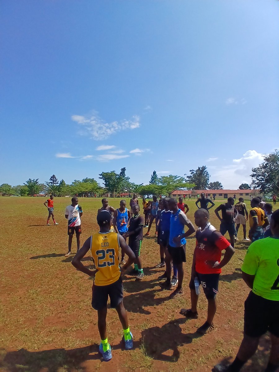 @Meddy Mapesa~@Zeus 🇺🇬 tweet media