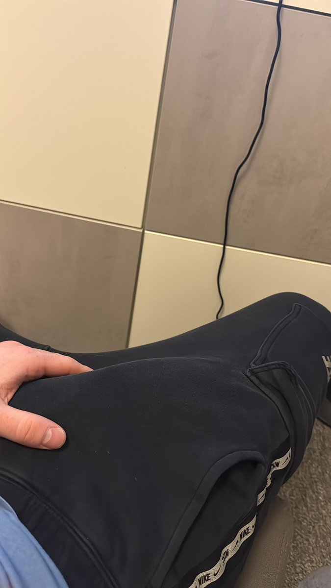 Who want to compare 
ladies I bet I’m bigger then your bf 

#cockcompare #bwc #bbc #bigger #biggerthenbf #cuckold #cuck #bull
#wankchat #betterthenbf #nsfw 
#nude #goon #gooner #wankbattle #trade #snap #nsfw