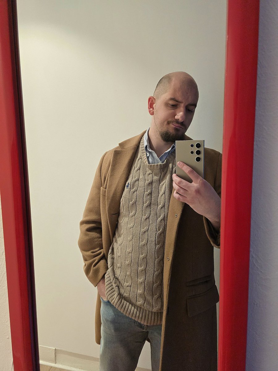 Война tweet media