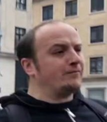 x.com/i/status/20303…

This is the leftoid who assaulted <a href="/YoungBobRB/">Young Bob</a>. 

A quick Google of him leads to interviews where he can't shut up about "the narcissistic far right".

Fucking brainwashed scumbag.
 share.google/SZl9xjnkQarjN8…