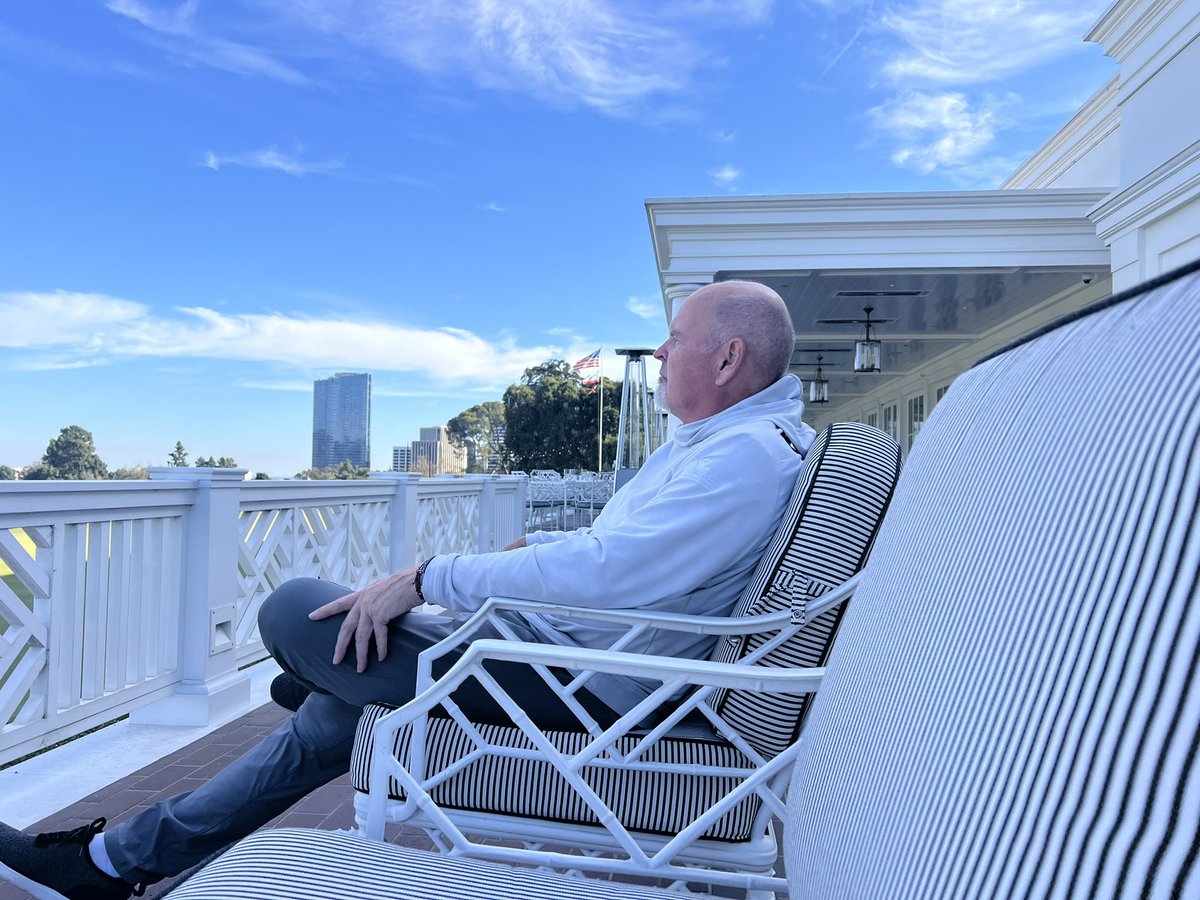 Darren R Pang tweet media