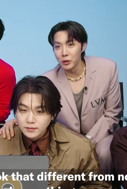 “we have                               “baby, we’re
dating rumors”                            married”