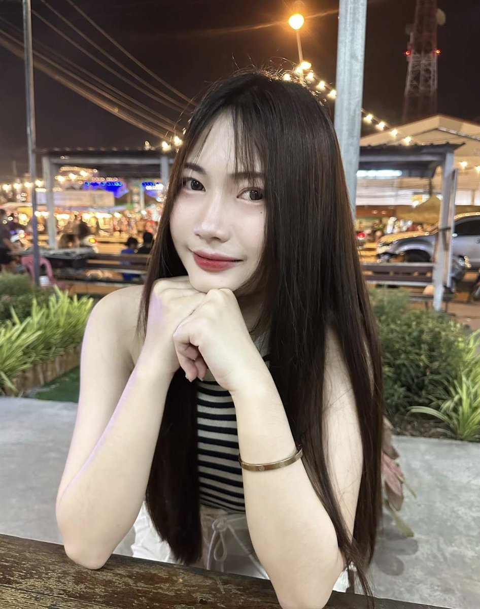 บัว tweet media