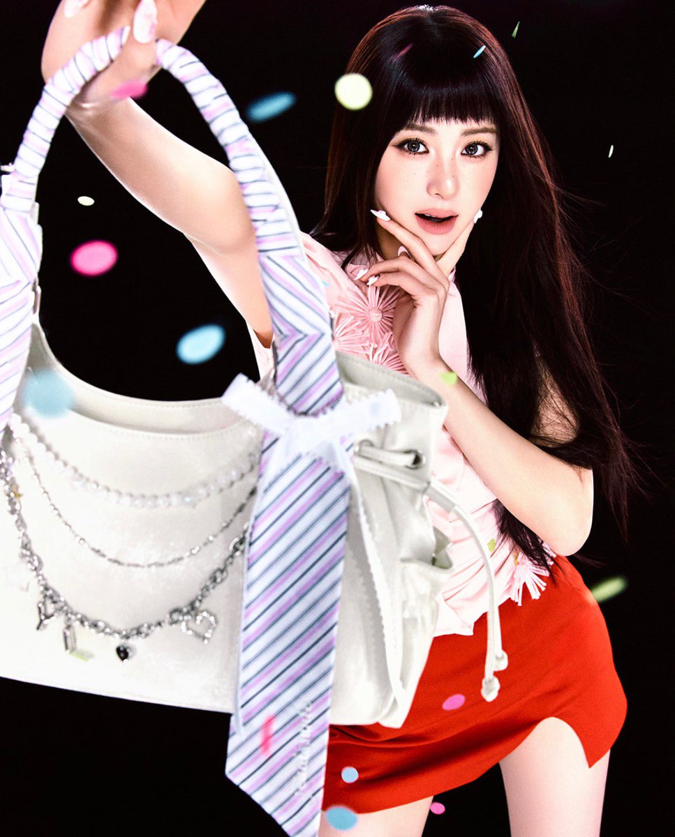 HUH YUNJIN's official collaboration with STAND OIL for their new