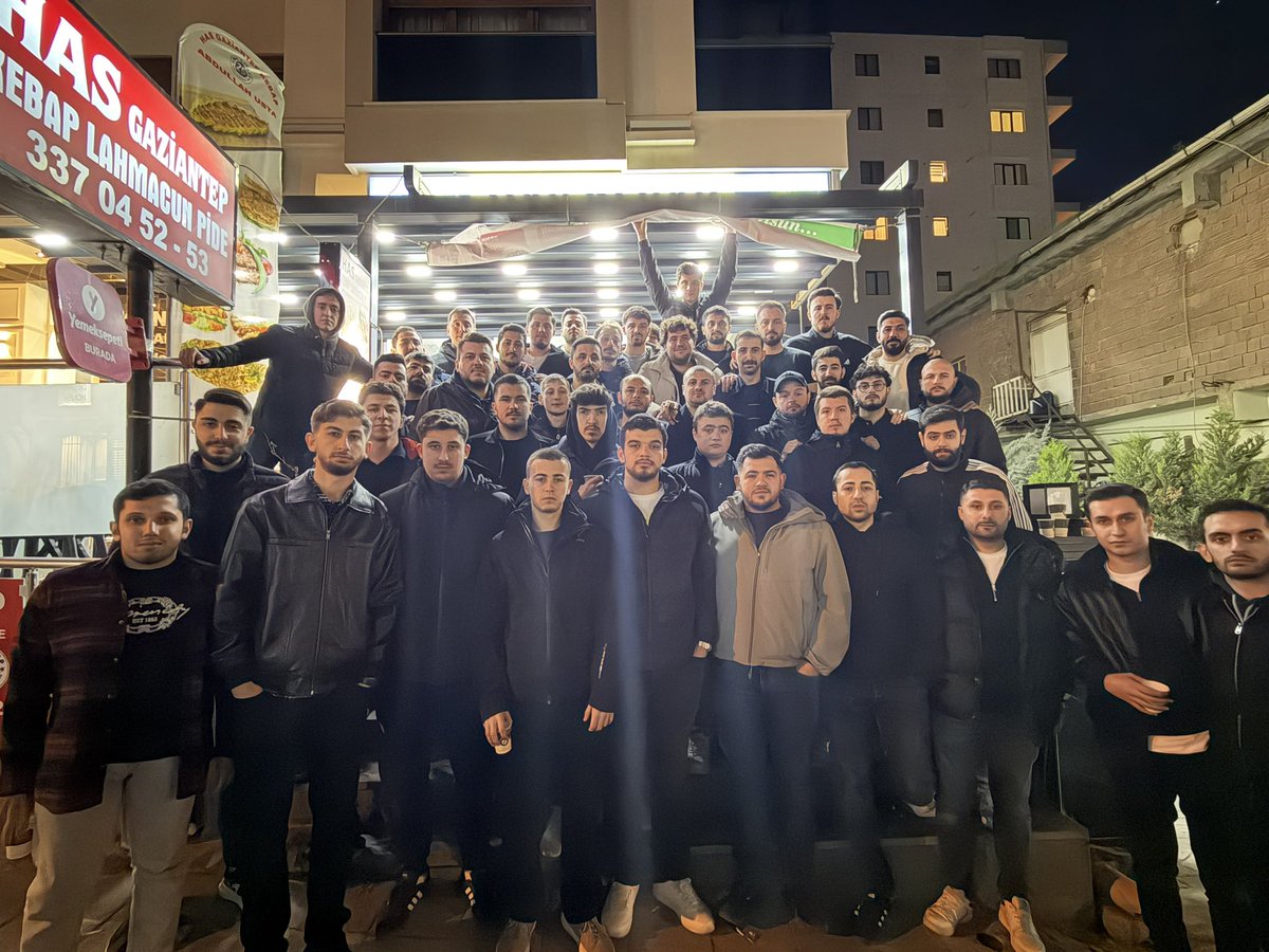 ABİSİYLE KARDEŞİYLE MARMARA UNIGFB

Marmara UNIGFB olarak iftar organizasyonumuzu gerçekleştirdik.