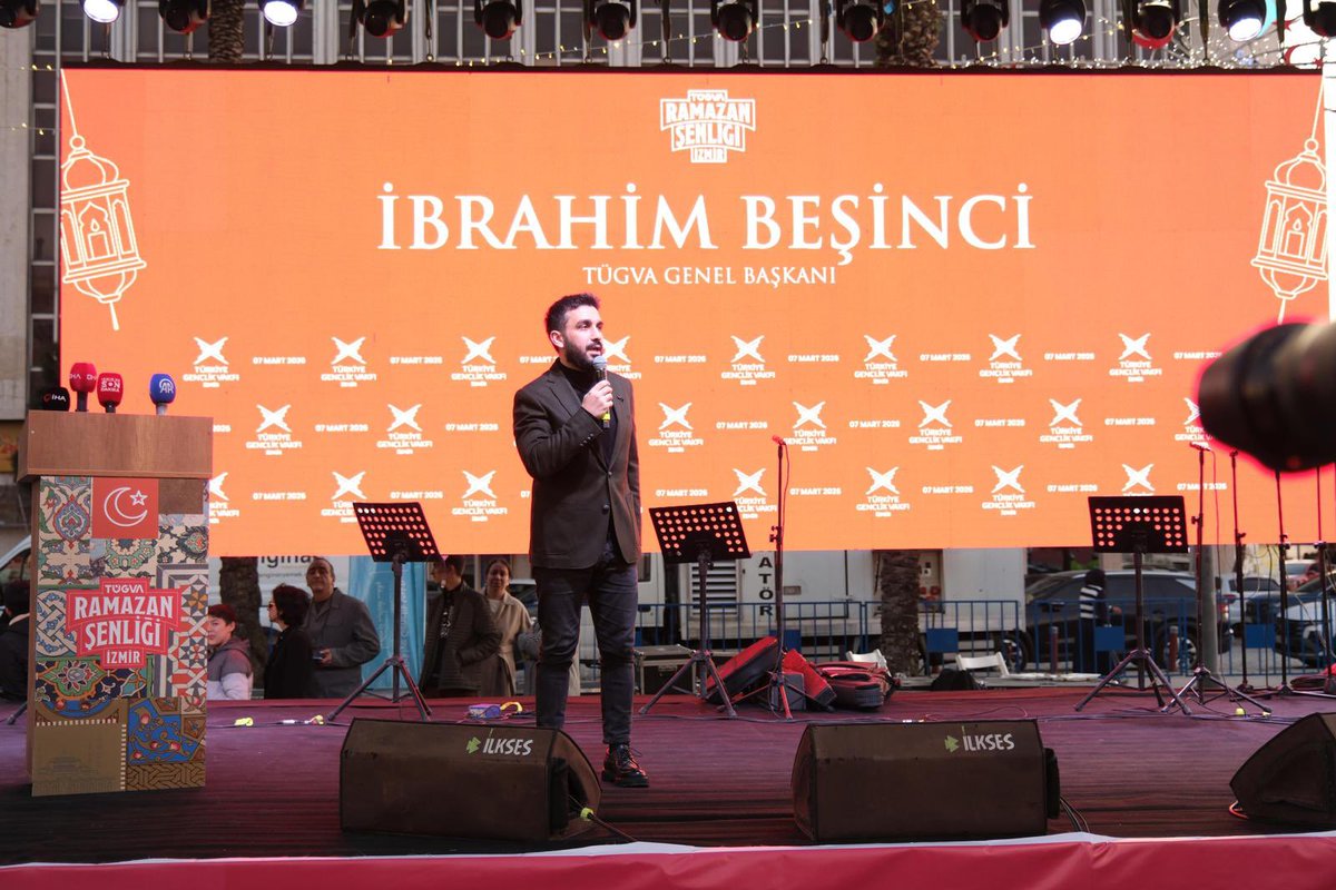 ibrahim_besinci's tweet photo. 📍İzmir Cumhuriyet Meydanı

Ege’nin incisi İzmir’de Ramazan coşkusu meydanlara taştı! 🌙
Gençlerimizin enerjisiyle Ramazan Şenlikleri unutulmaz bir akşama dönüştü! 🔥 https://t.co/RU4ldfUNlJ