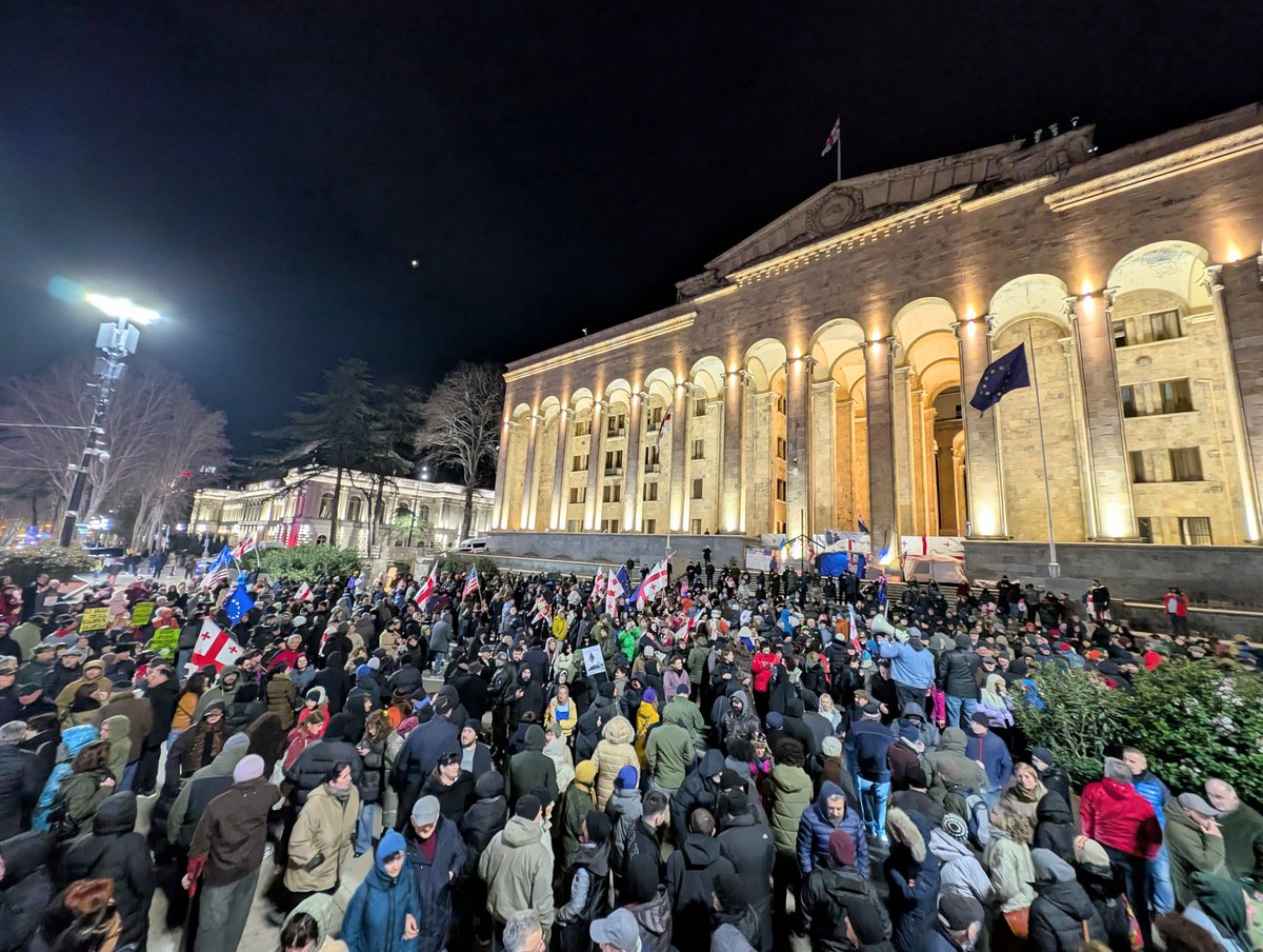 rusudanjakeli's tweet photo. Rustaveli Avenue now, on day 465 of daily, uninterrupted, nationwide protests in Georgia. https://t.co/j19t9p7ouK