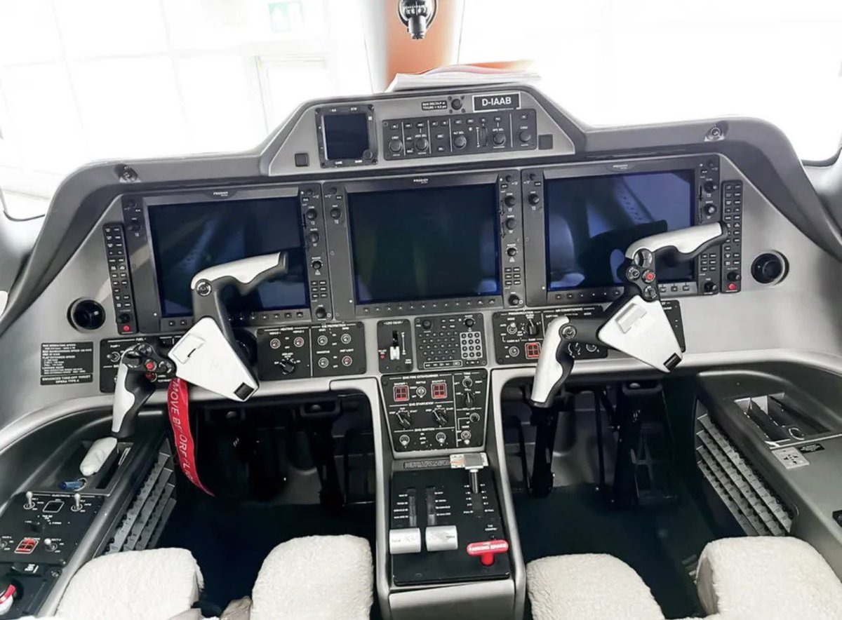 SOVKREIGN's tweet image. Charter the Embraer Phenom 300 from New York City to Miami in ultimate privacy and comfort.
A seamless private aviation experience for those who value time, discretion, and luxury.
- #flyprivate   #jetprive  
- #businessjet #jet  #millionaire