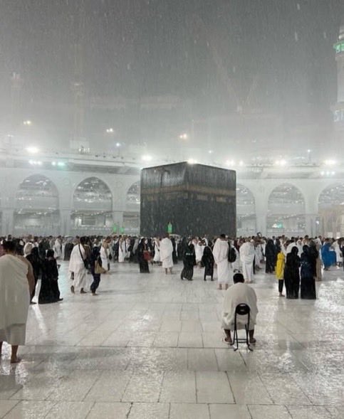 Fav1Afghan_'s tweet photo. The only thing I want in 2026 is to perform Umrah. https://t.co/QQkloWBwZS