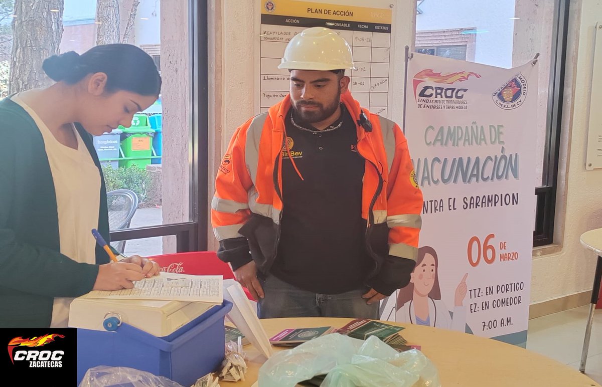 FrocZacatecas's tweet photo. 𝑨𝒄𝒄𝒊𝒐𝒏𝒆𝒔 𝒆𝒏 𝒔𝒂𝒍𝒖𝒅❗❗
Se lleva a cabo jornada de vacunación contra el sarampión en tapas y tapones y envases de Zacatecas, la prevención es primordial y directriz del líder nacional Isaías González Cuevas. 
#sindicatocroczacatecas 
#CROCContigo 
#CROQUIZATE https://t.co/oSjVuPIIkG