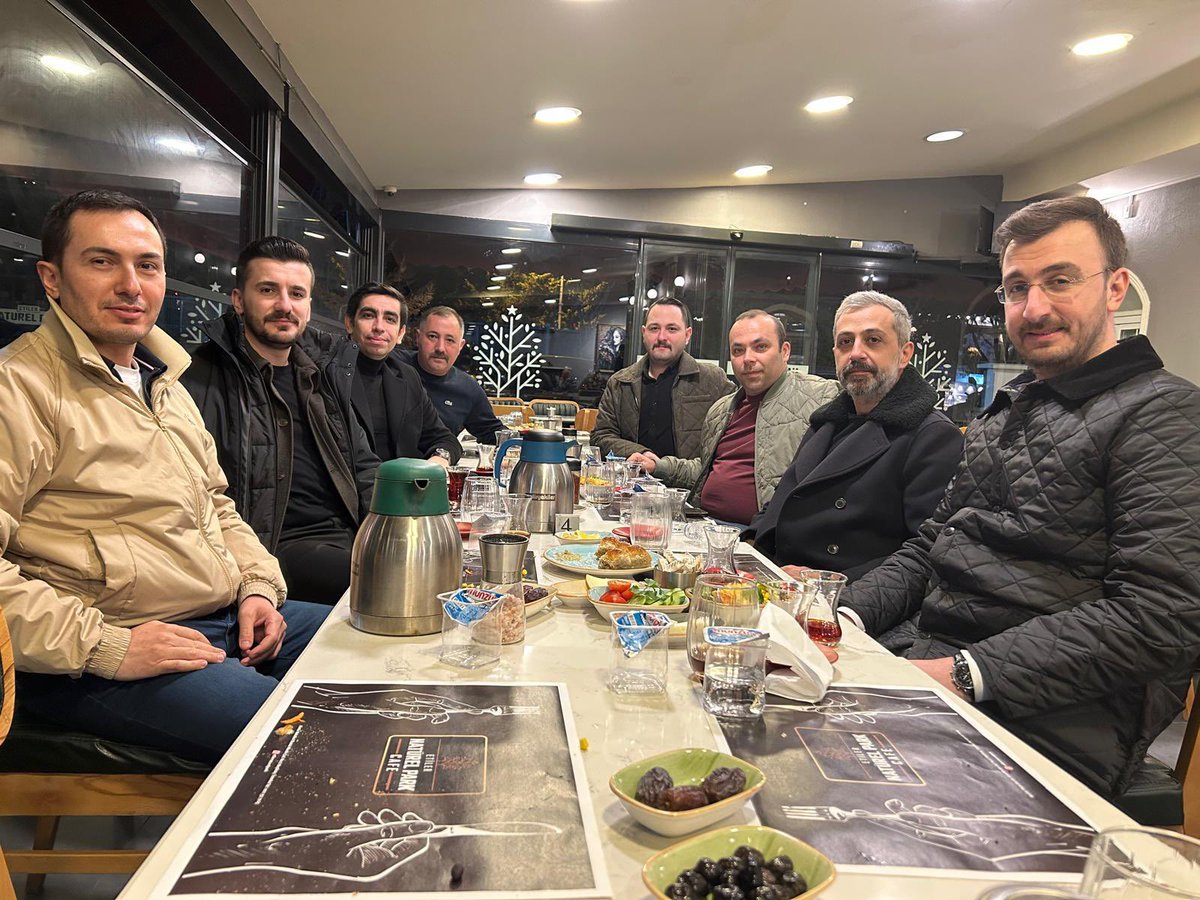 Dostlarımızla beraber iftarımızı açtık.
Allah kabul etsin 🇹🇷

<a href="/MustafaaGider/">Mustafa GİDER 🇹🇷</a> 
<a href="/MustafaaOguzz/">Mustafa OĞUZ</a> 
<a href="/haktancakmakolu/">Haktan Çakmakoğlu</a> 
<a href="/muammersuzmenn/">muammersuzmen</a> 
<a href="/mehmetbilen2023/">Mehmet Bilen</a> 
<a href="/aliercccan/">Ali Ercan</a> 
<a href="/m_sartoprak/">Mustafa Sarıtoprak</a>
