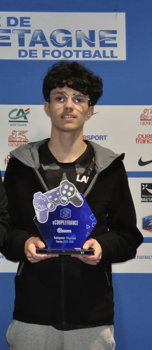 mathis_2709P tweet media