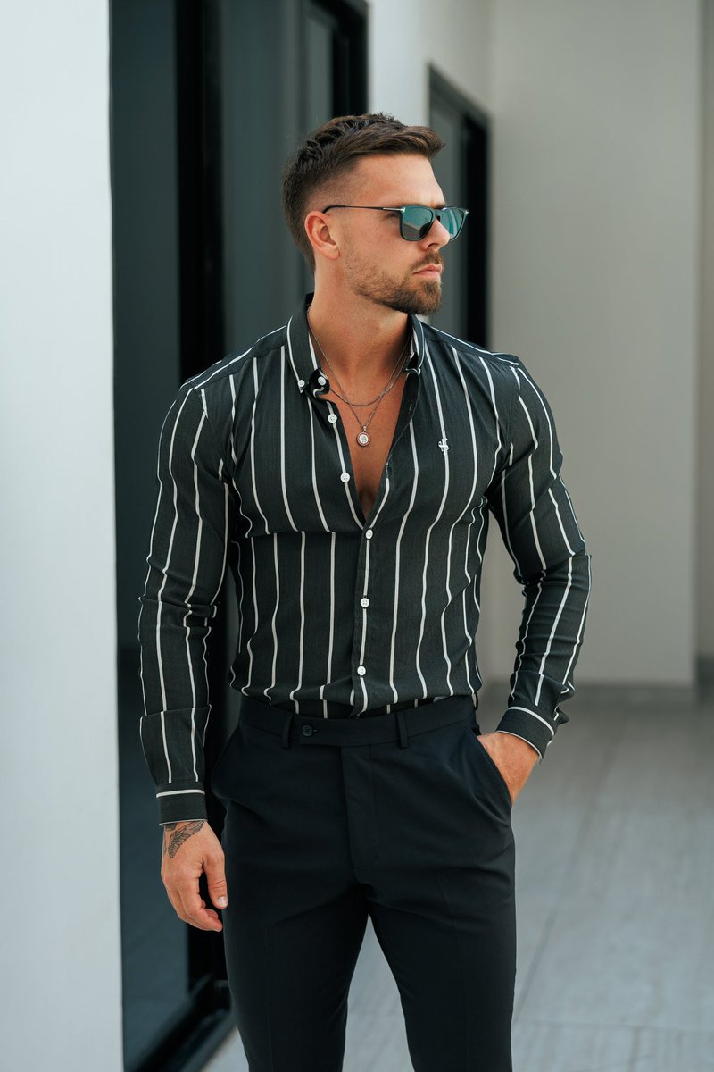 FatherSons_'s tweet image. NEW SS26 SHIRTS: 24 HOUR SELL OUT 🤯🌋
[ Last Pieces Per Size ]

→ fathersonsclothing.com/collections/ne…

#shirts #bodybuilder #menswear