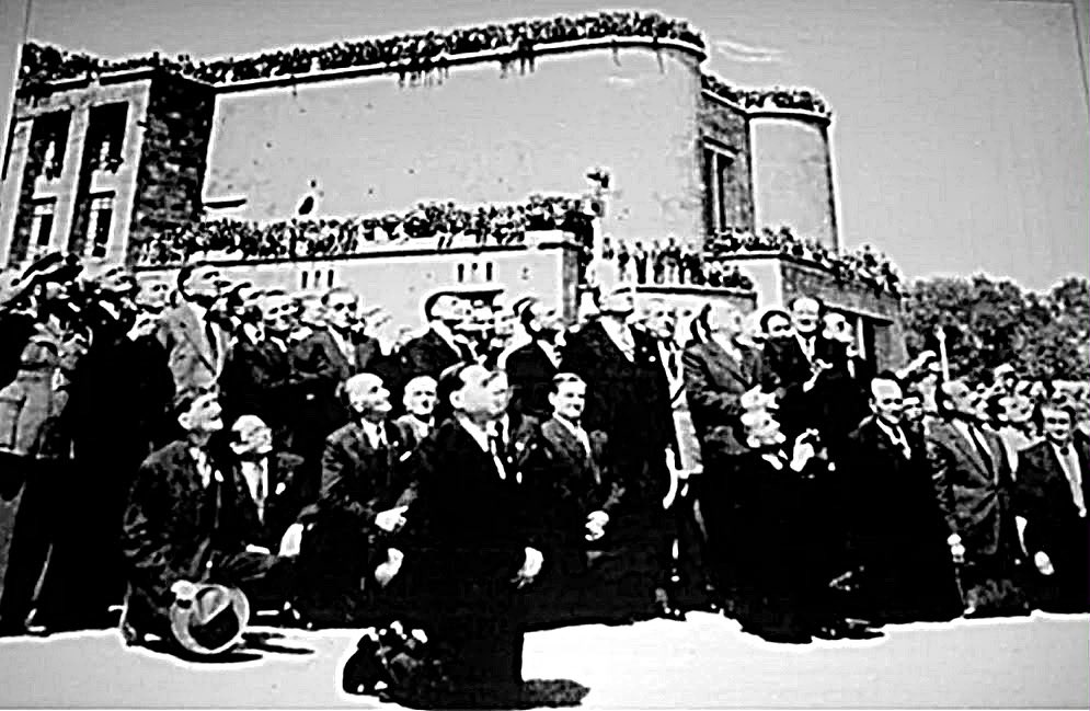 Μανώλης Χριστοδουλάκης tweet media