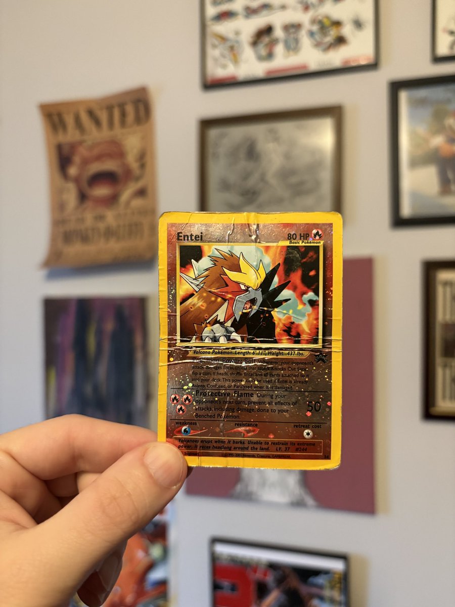 I want to gift a very loved Entei WOTC black star promo to a lucky twitterer 

Just retweet to enter i’ll pick a winner Monday!!!

Follow for more content and cards 🫶