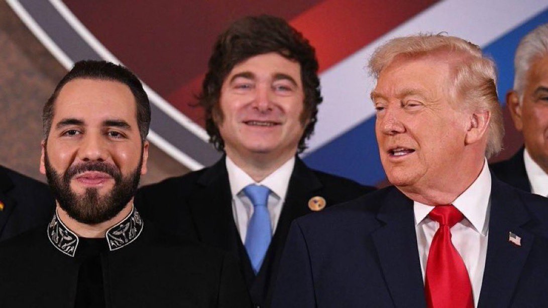 ¿Apoyas este tridente para terminar con el comunismo internacional? 👇🏻

🇦🇷 Milei
🇺🇸Trump
🇸🇻 Bukele